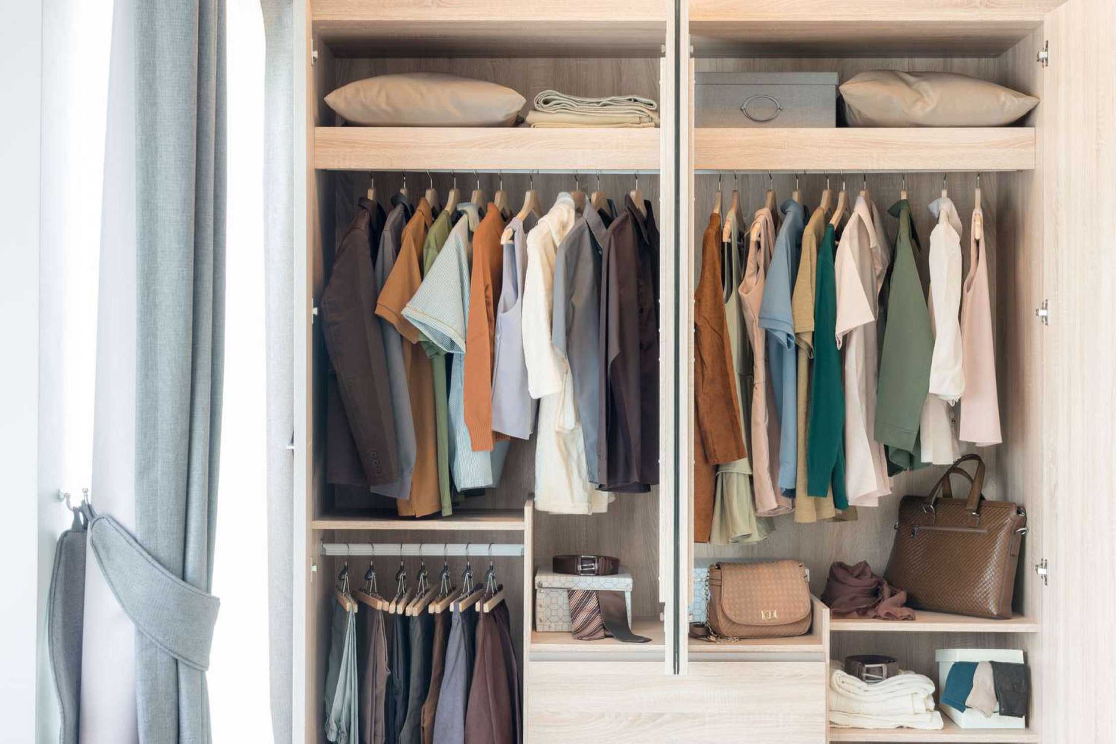 Clothes Storage Ideas – Some Fresh Solutions